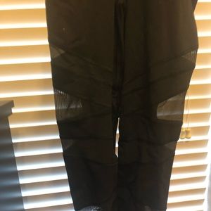 NWT Victoria Secret Mesh Knockout leggings Xs